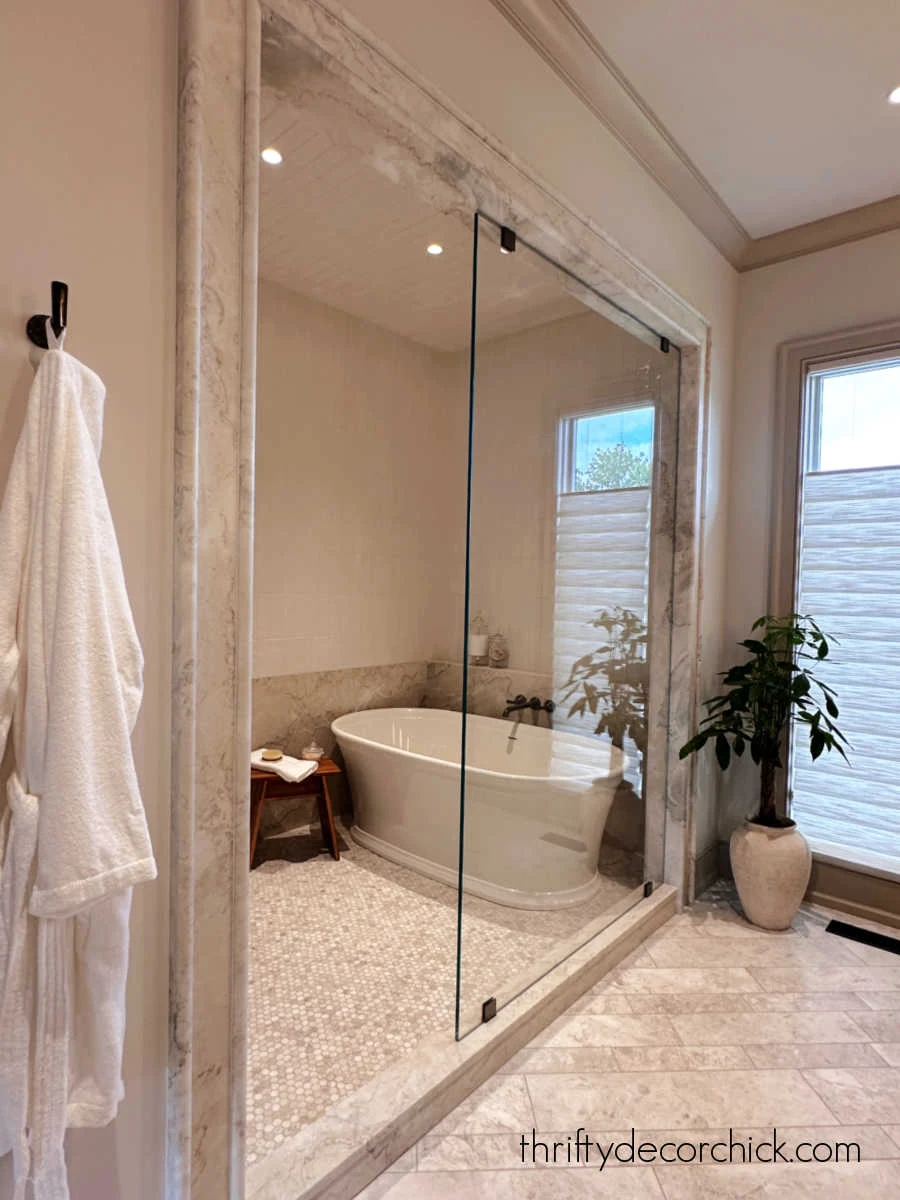 tub in shower room
